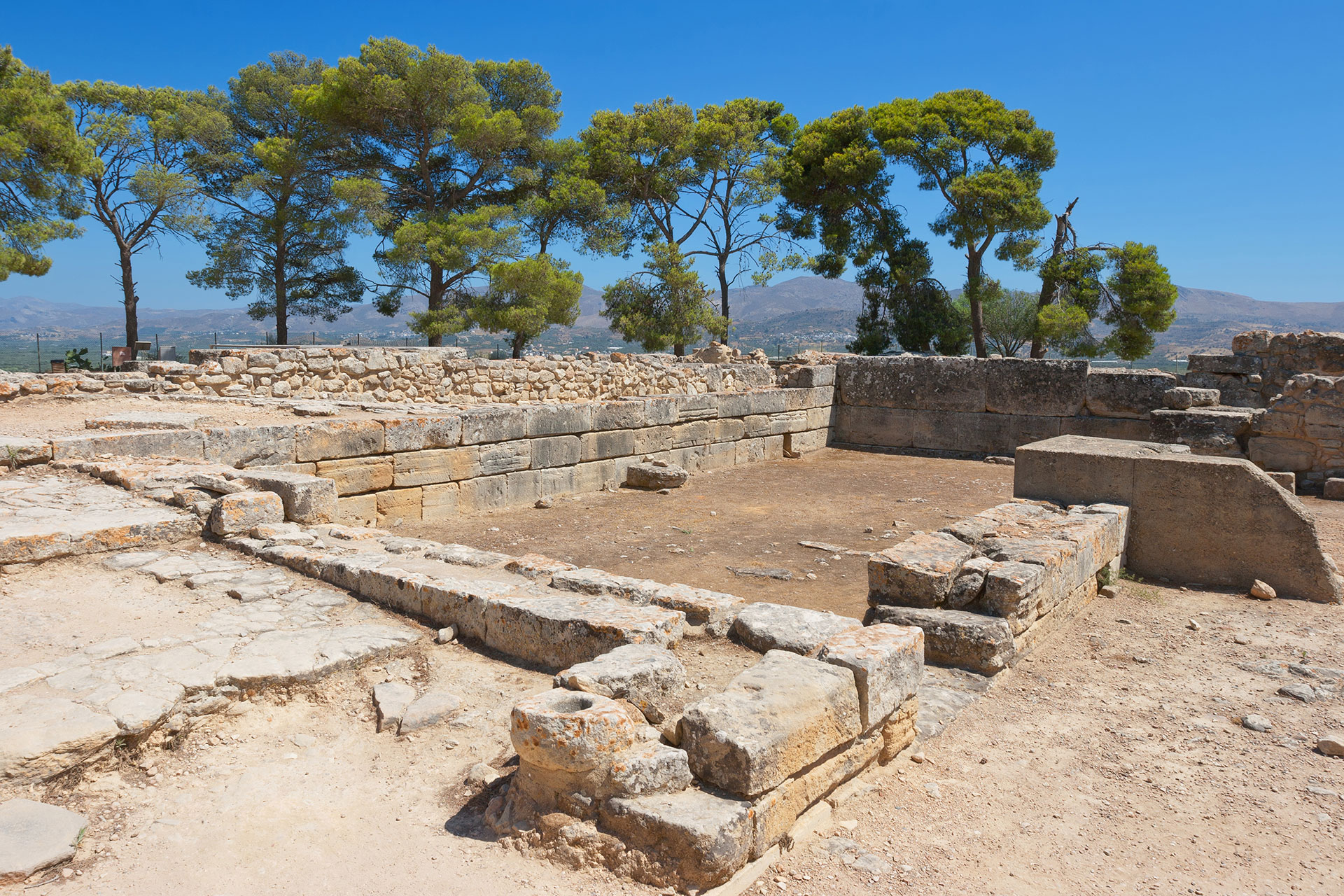 Cretan Guides Festos